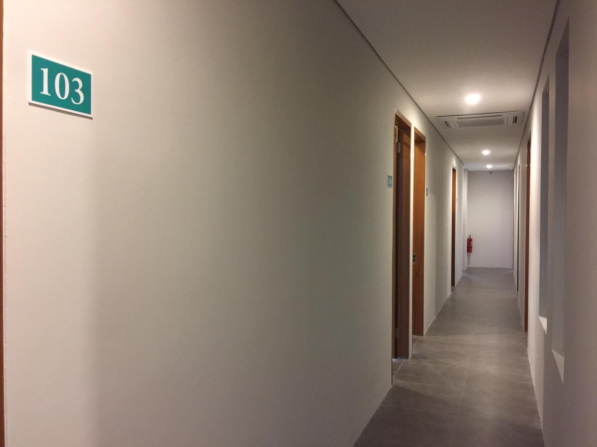 ג'קרטה U Stay Hotel Tebet מראה חיצוני תמונה